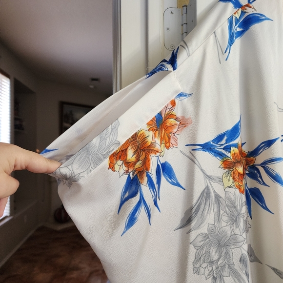 Umgee USA S/M White Floral Open-Front Kimono Cardigan Draped Waterfall Hem - Picture 8 of 10